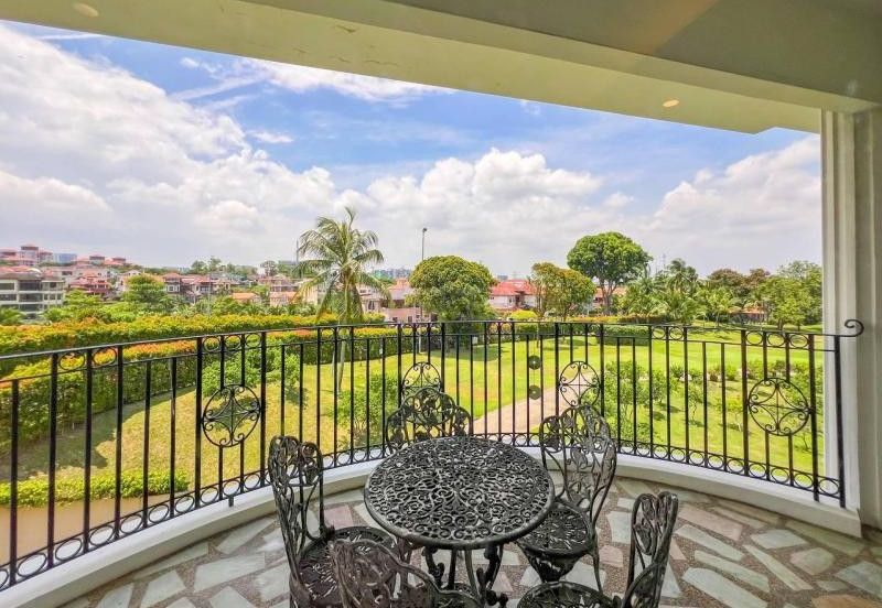 4 Storey Bungalow Tropicana Golf Country Resort