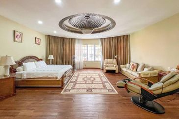 4 Storey Bungalow Tropicana Golf Country Resort