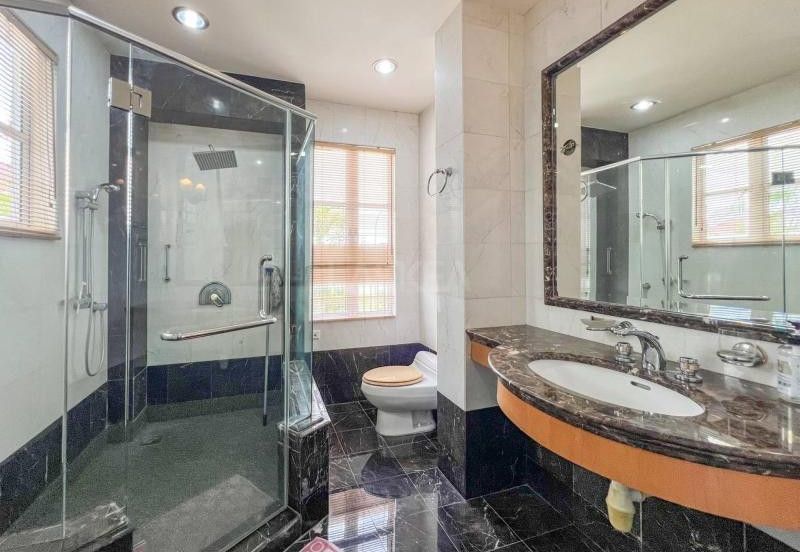 4 Storey Bungalow Tropicana Golf Country Resort