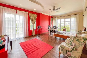 4 Storey Bungalow Tropicana Golf Country Resort