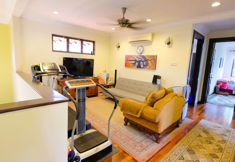 Double Storey Bungalow Ara Damansara