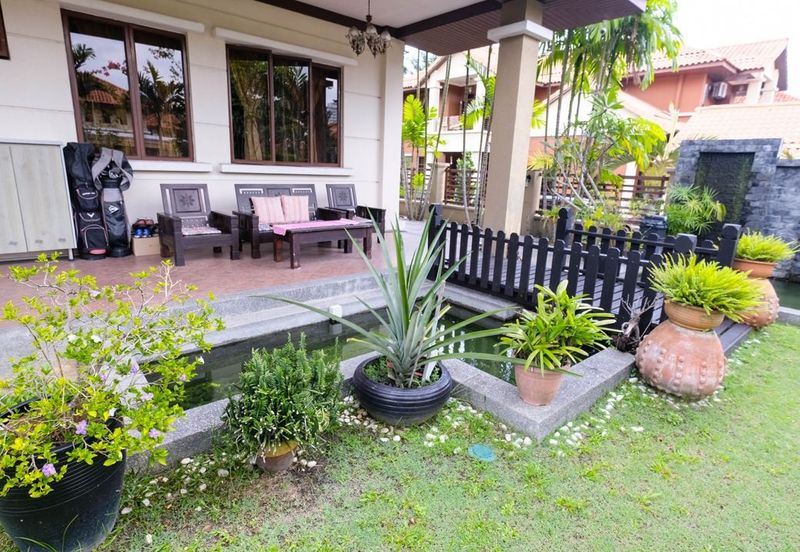 Double Storey Bungalow Ara Damansara