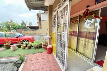 Pangsapuri Seri Delima @ Subang Permata