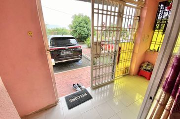 Pangsapuri Seri Delima @ Subang Permata