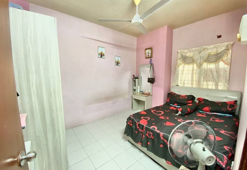 Pangsapuri Seri Delima @ Subang Permata