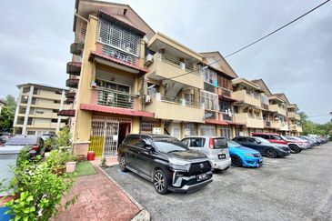 Pangsapuri Seri Delima @ Subang Permata