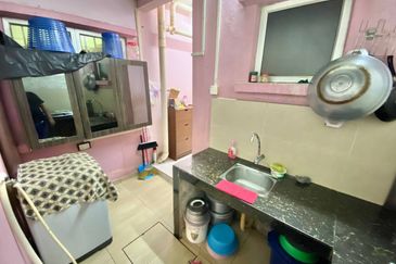 Pangsapuri Seri Delima @ Subang Permata