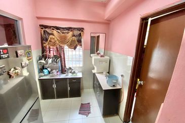 Pangsapuri Seri Delima @ Subang Permata