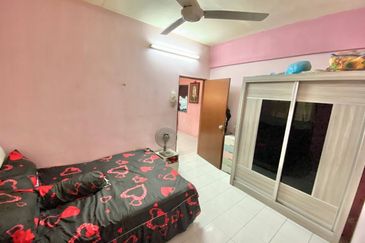 Pangsapuri Seri Delima @ Subang Permata