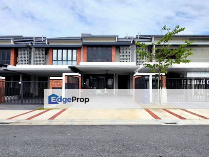 Double Storey Inter Elmina Green 4 Seksyen u17, Selangor, Shah Alam