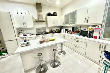 Seksyen 3, Shah Alam