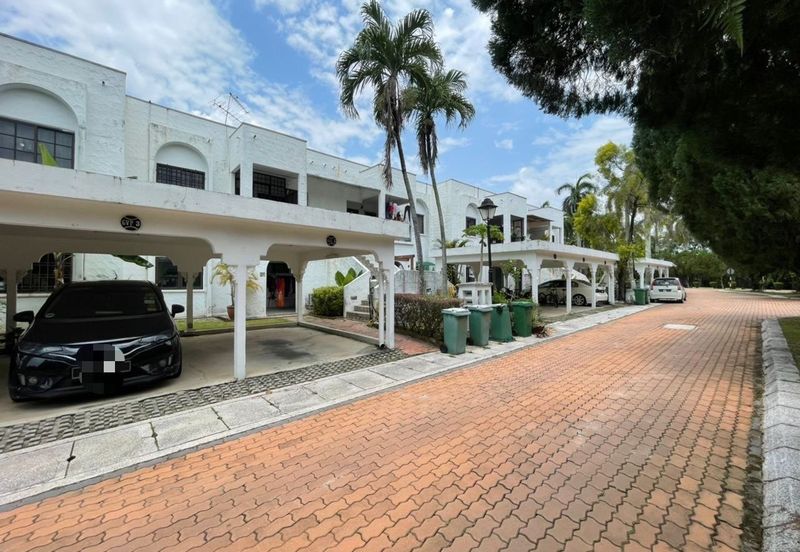 Country Villas @ County Heights