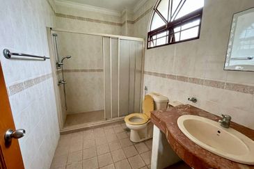 Seksyen 2, Shah Alam