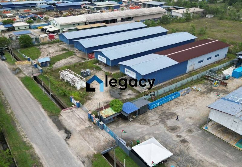 TANAH PERINDUSTRIAN DENGAN 5 UNIT GUDANG TELUK KALUNG KEMAMAN TERENGGANU 