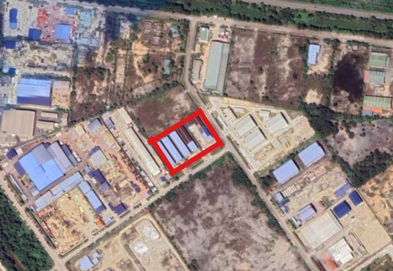 TANAH PERINDUSTRIAN DENGAN 5 UNIT GUDANG TELUK KALUNG KEMAMAN TERENGGANU 