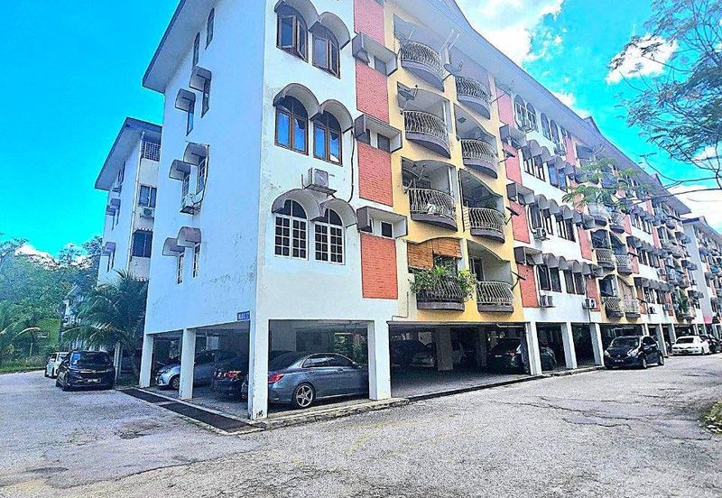 Intan Apartment