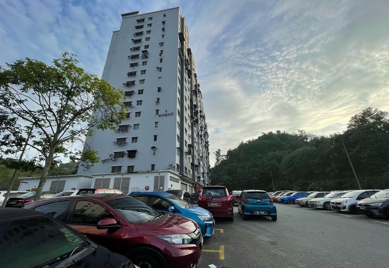 Selayang Mulia Apartment Mawar & Teratai