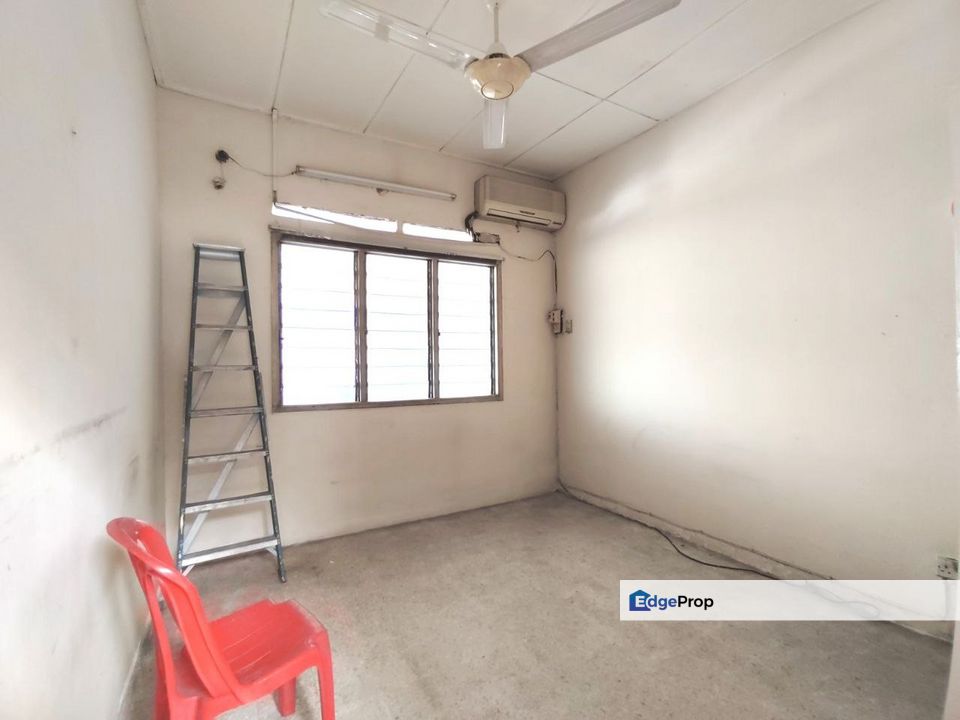 Single Storey Taman Sri Segambut Basic Unit, Kuala Lumpur, Kepong