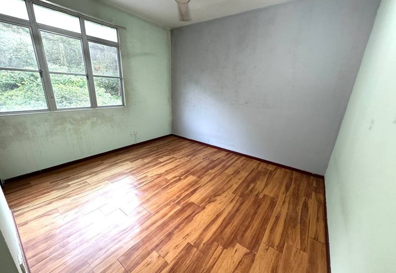 Pangsapuri Kristal (Crystal Tower), Taman Bukit Indah