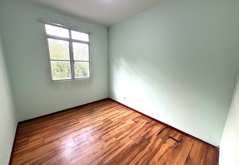 Pangsapuri Kristal (Crystal Tower), Taman Bukit Indah