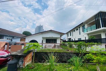 Kampung Datuk Keramat