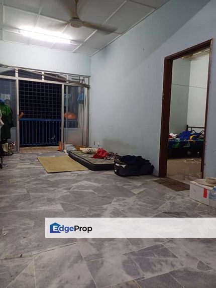 Top Floor Desa Batu Caves Partly Furnish, Selangor, Batu Caves 