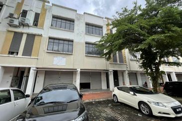 Taman Industrial Sungai Buloh (TSB Commercial Centre)