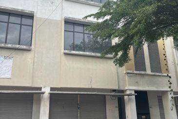 Taman Industrial Sungai Buloh (TSB Commercial Centre)