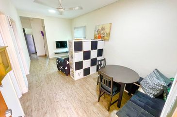 Bandar Tasik Selatan Low Cost Flat