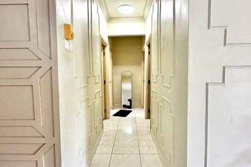 Perdana View Condominium