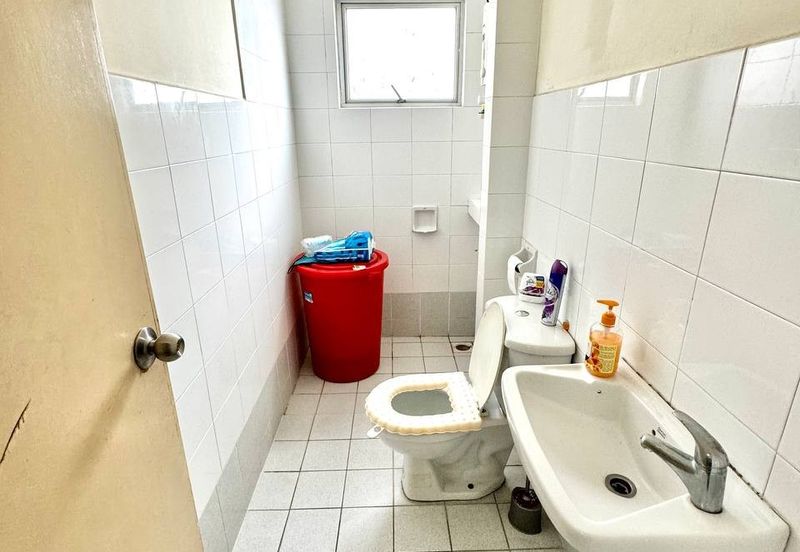 Perdana View Condominium