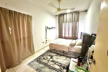 Perdana View Condominium