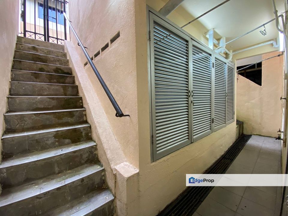 Two and Half Storey Taman Bukit Setiawangsa, Kuala Lumpur, Taman Setiawangsa