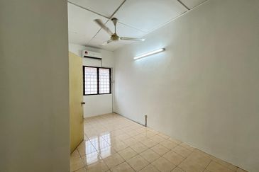 Bandar Pinggiran Subang