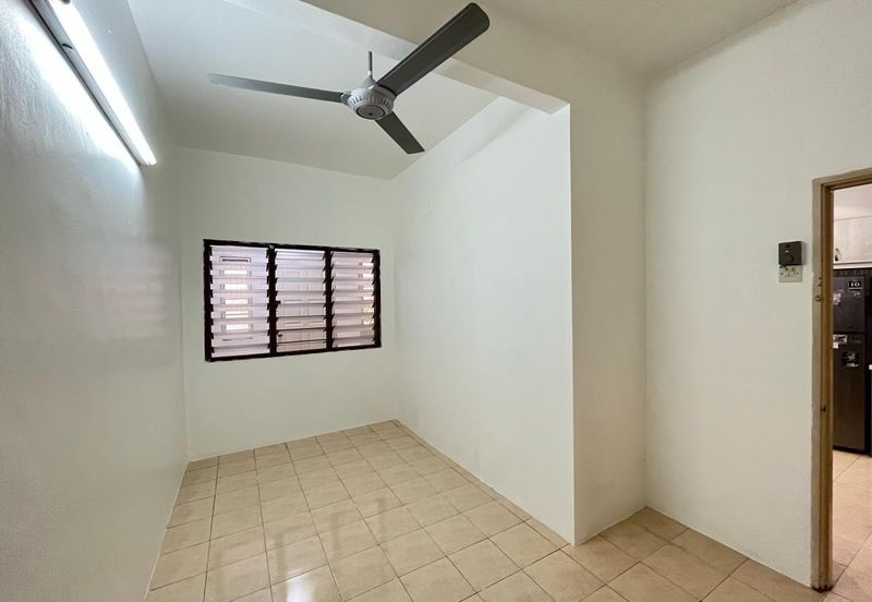 Bandar Pinggiran Subang