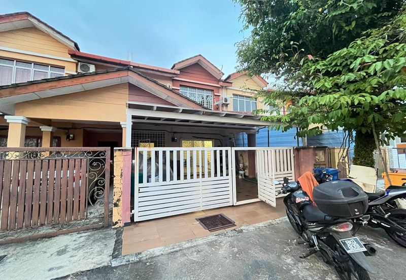 Bandar Pinggiran Subang