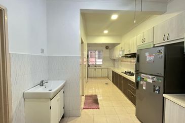 Bandar Pinggiran Subang