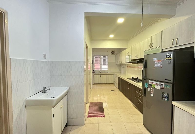 Bandar Pinggiran Subang