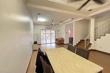 Bandar Pinggiran Subang