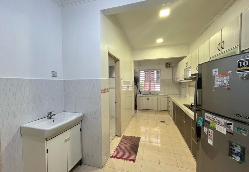 Bandar Pinggiran Subang