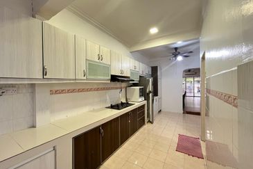 Bandar Pinggiran Subang