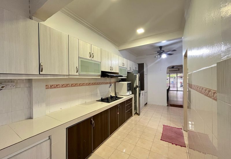 Bandar Pinggiran Subang