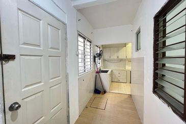 Bandar Pinggiran Subang