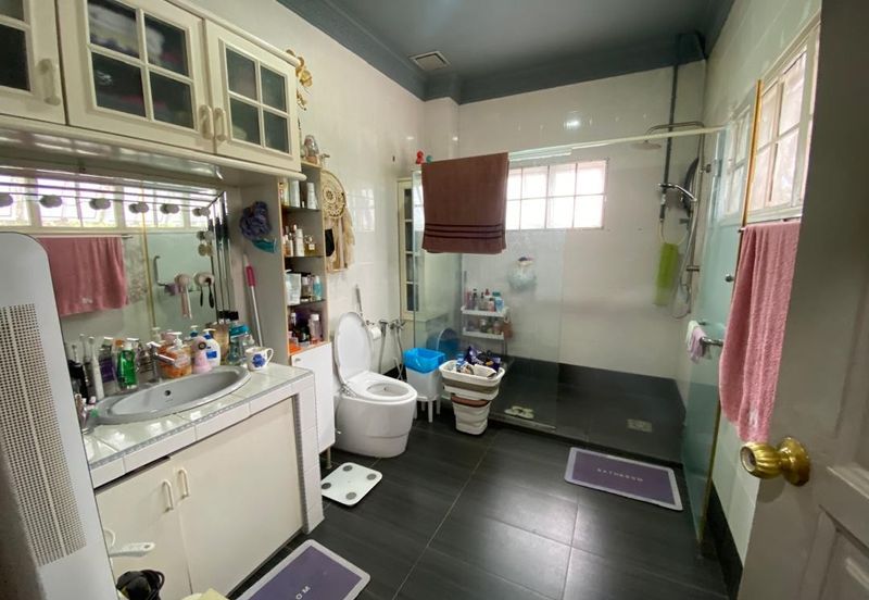 Jalan Kolam Air Lama C 