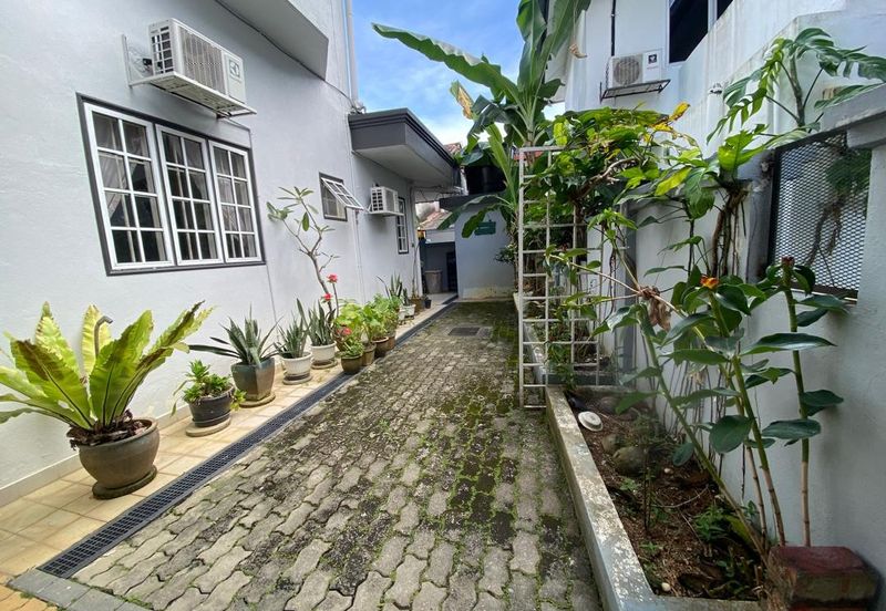 Jalan Kolam Air Lama C 