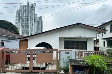 Kampung Datuk Keramat