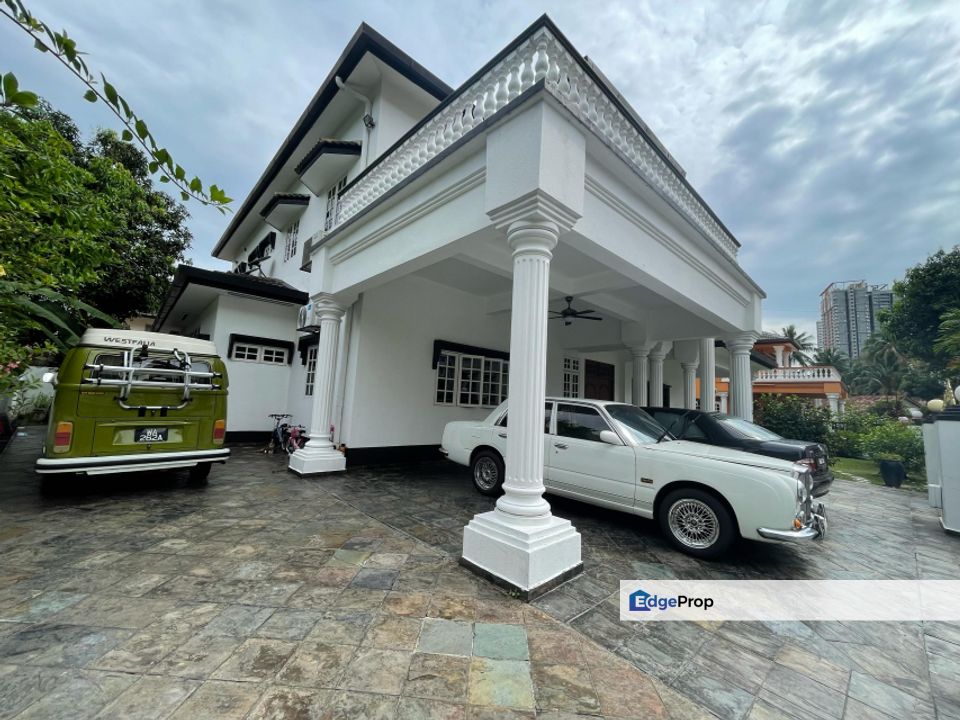Double Storey Bungalow Jalan Kent with swimming pool, Kuala Lumpur, Keramat
