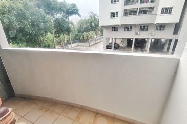 Kemensah Villa Condominium