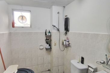 Kemensah Villa Condominium