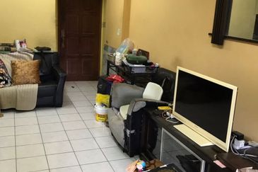 Taman Cahaya, Ampang